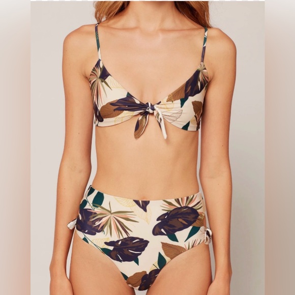 L*Space Tan Multi Lotus Land floral bikini top SZ SM Palm leaves vacay beach NWT - Picture 3 of 9